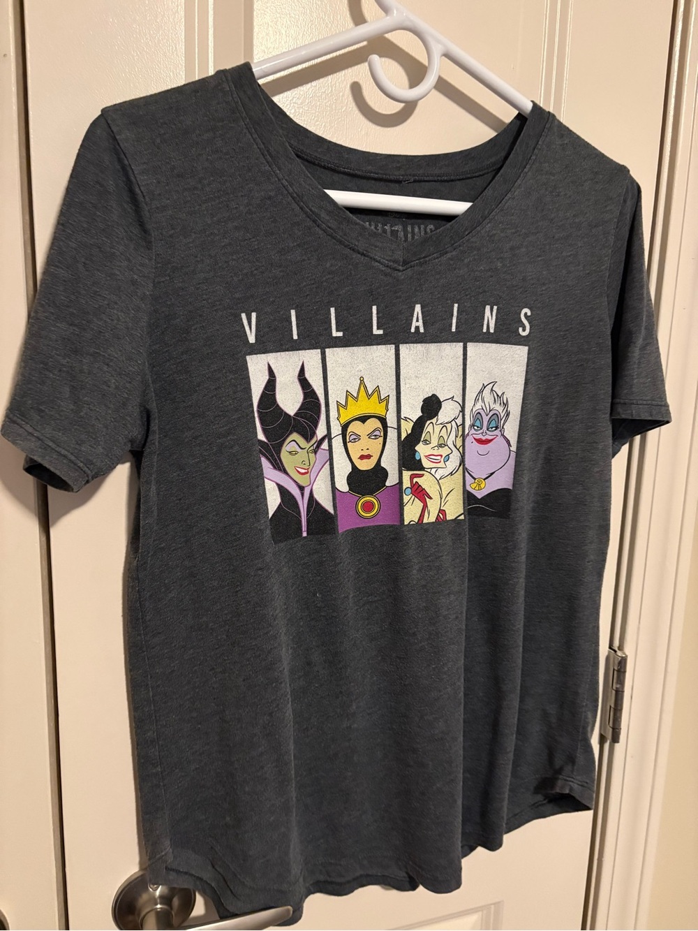 Disney Villains Graphic Tee - grey
